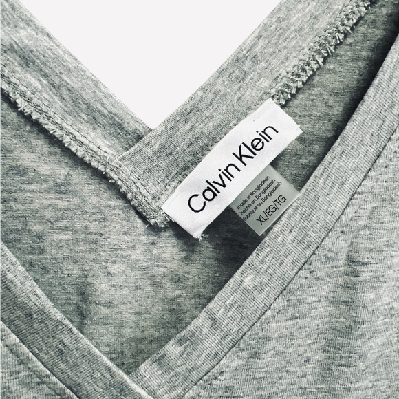 Calvin Klein V-Neck Designer Logo Sleeveless Jumpsuit Romper Gray Womens Size XL - Picture 8 of 9